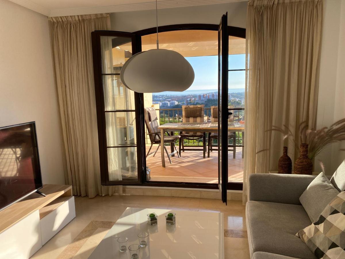 Huge Rooftop Solarium With See View - 3 Rooms Бенахавис Экстерьер фото